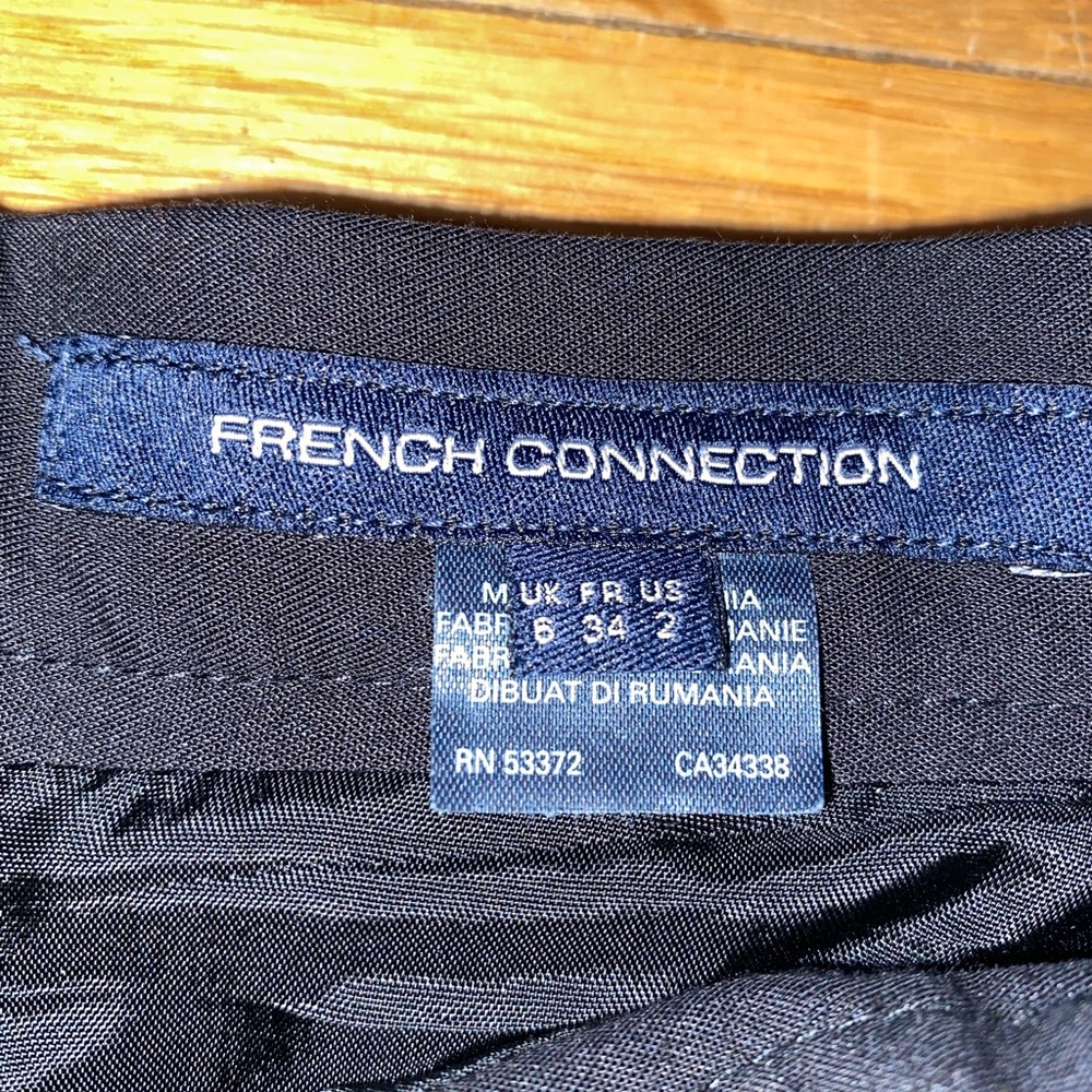 French Connection Skirt - Picture 2 of 2